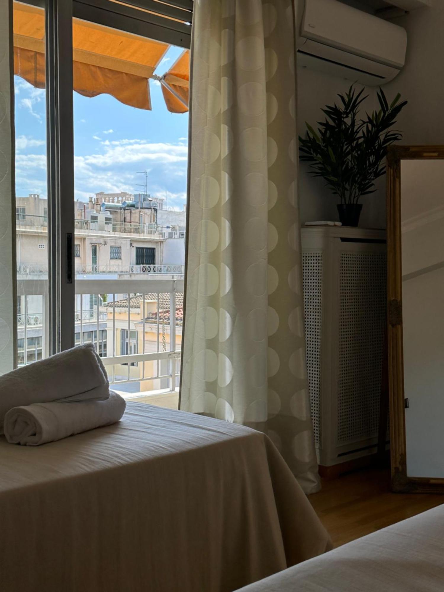 2 Bd Apt In Syntagma With Acropolis View Athènes Extérieur photo
