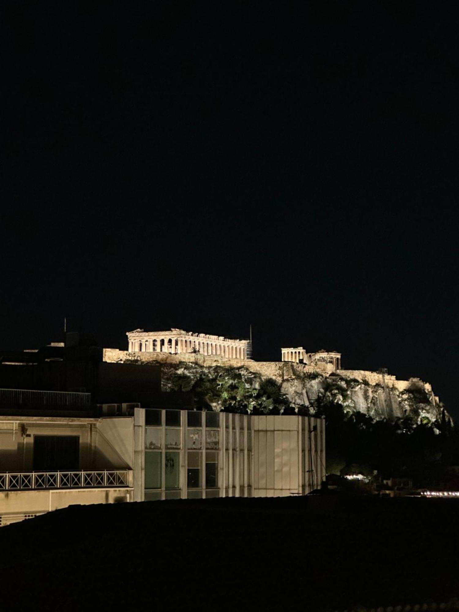 2 Bd Apt In Syntagma With Acropolis View Athènes Extérieur photo